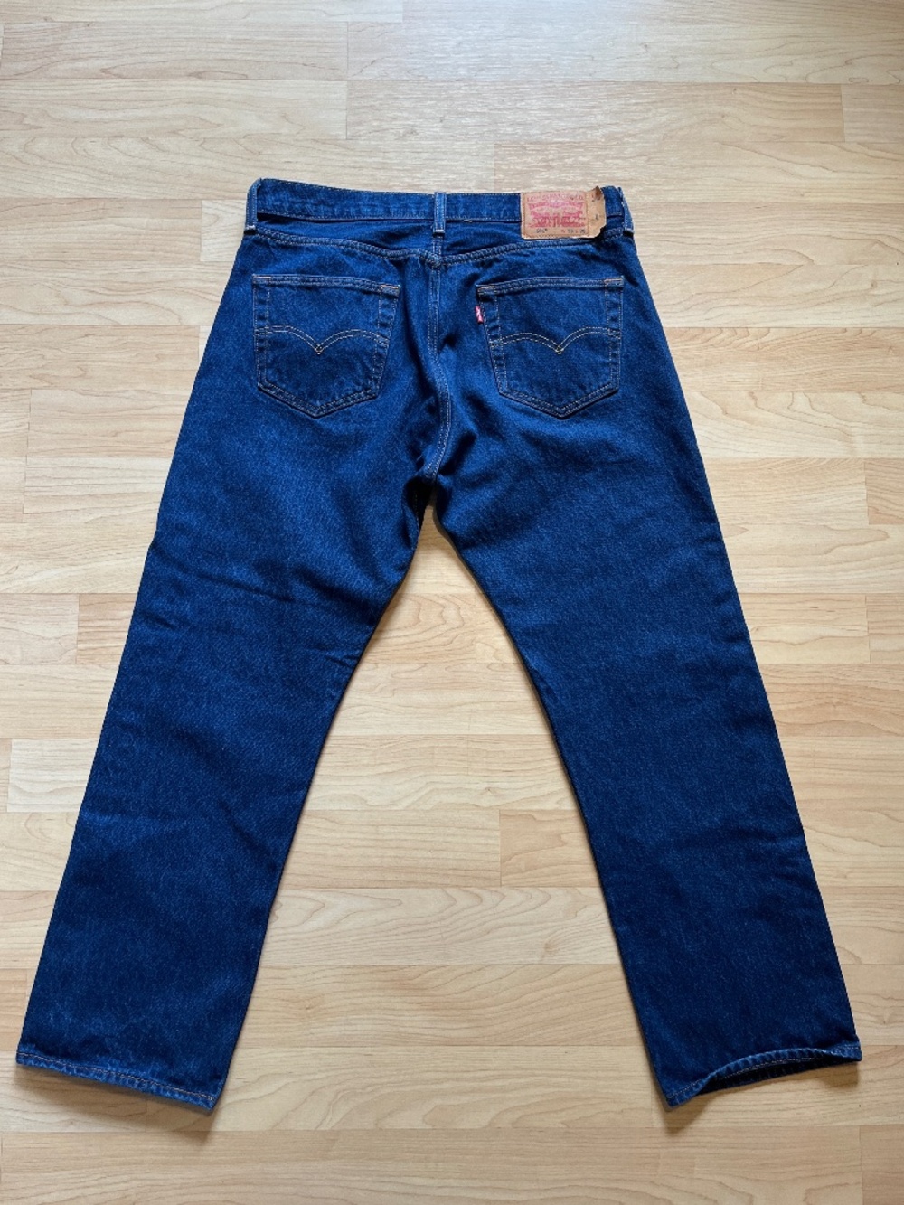 Levi's 501 Button Fly Blue Jeans - Picture 3 of 11